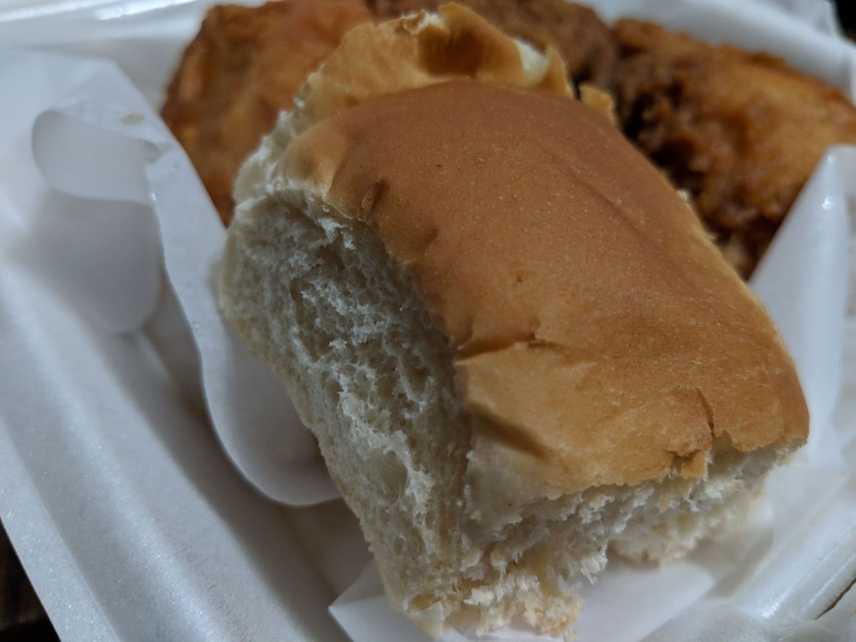 Chicken and rolls